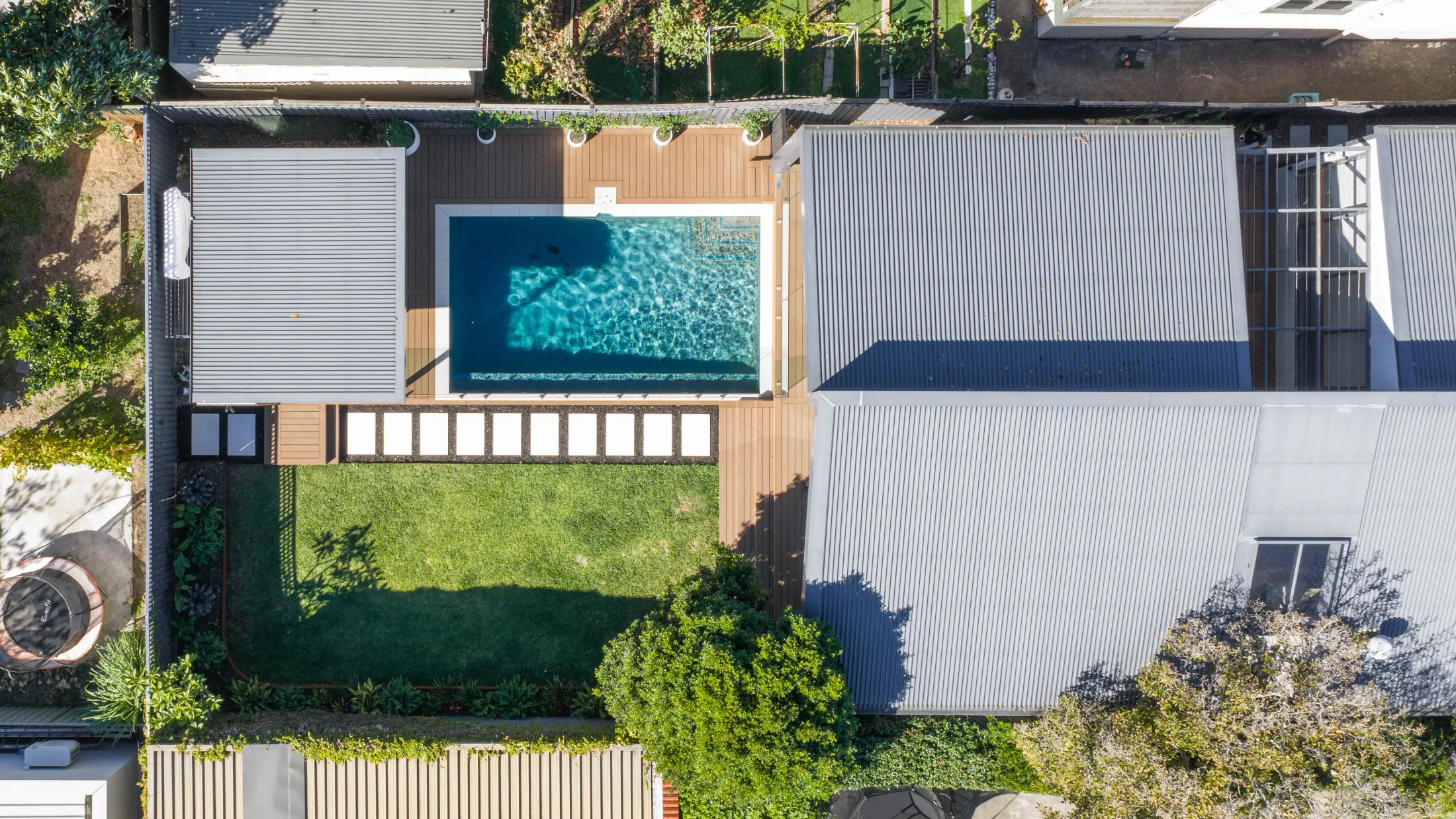 Earlwood Deck & Garden